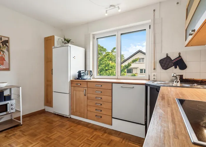 Stylish Oasis With Panoramic View *