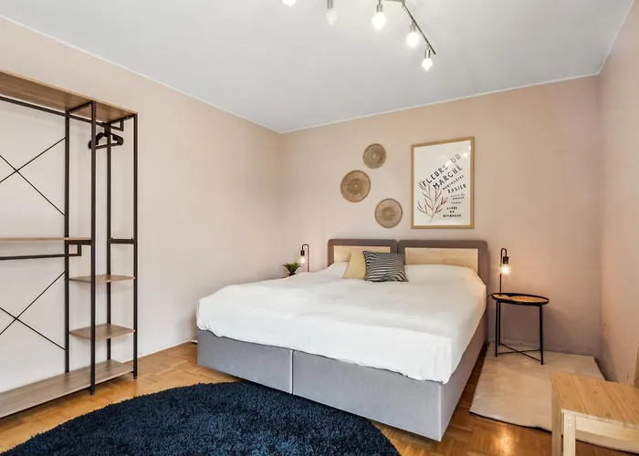 Stylish Oasis With Panoramic View *